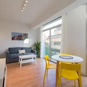  Apartment Loft - Side Sea Views - Aircon & Wifi